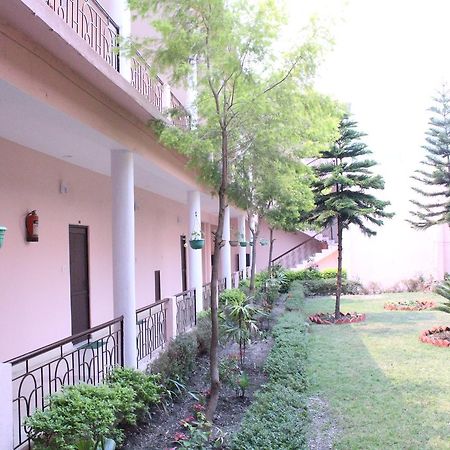 Greenwood Hotel Bhimtal Luaran gambar