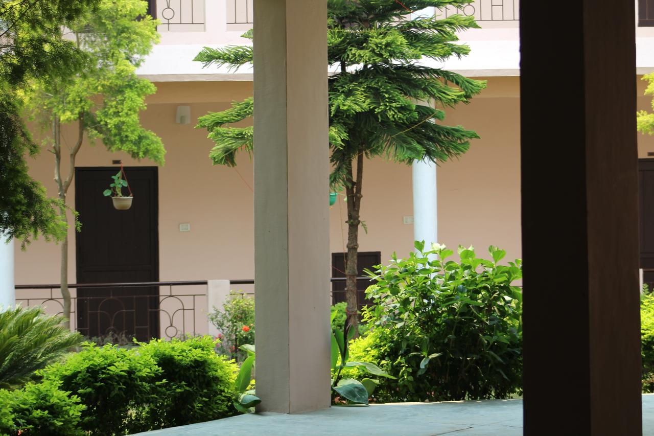 Greenwood Hotel Bhimtal Luaran gambar